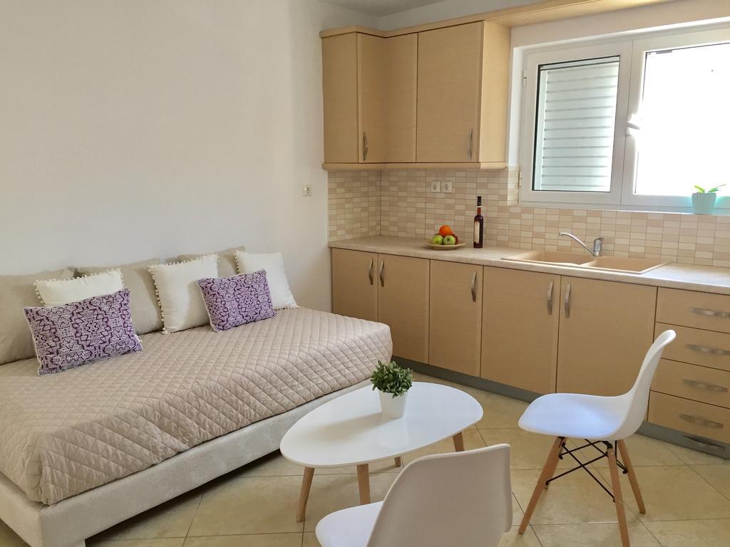 Sea And Sun Apartments Σαράντα Εξωτερικό φωτογραφία